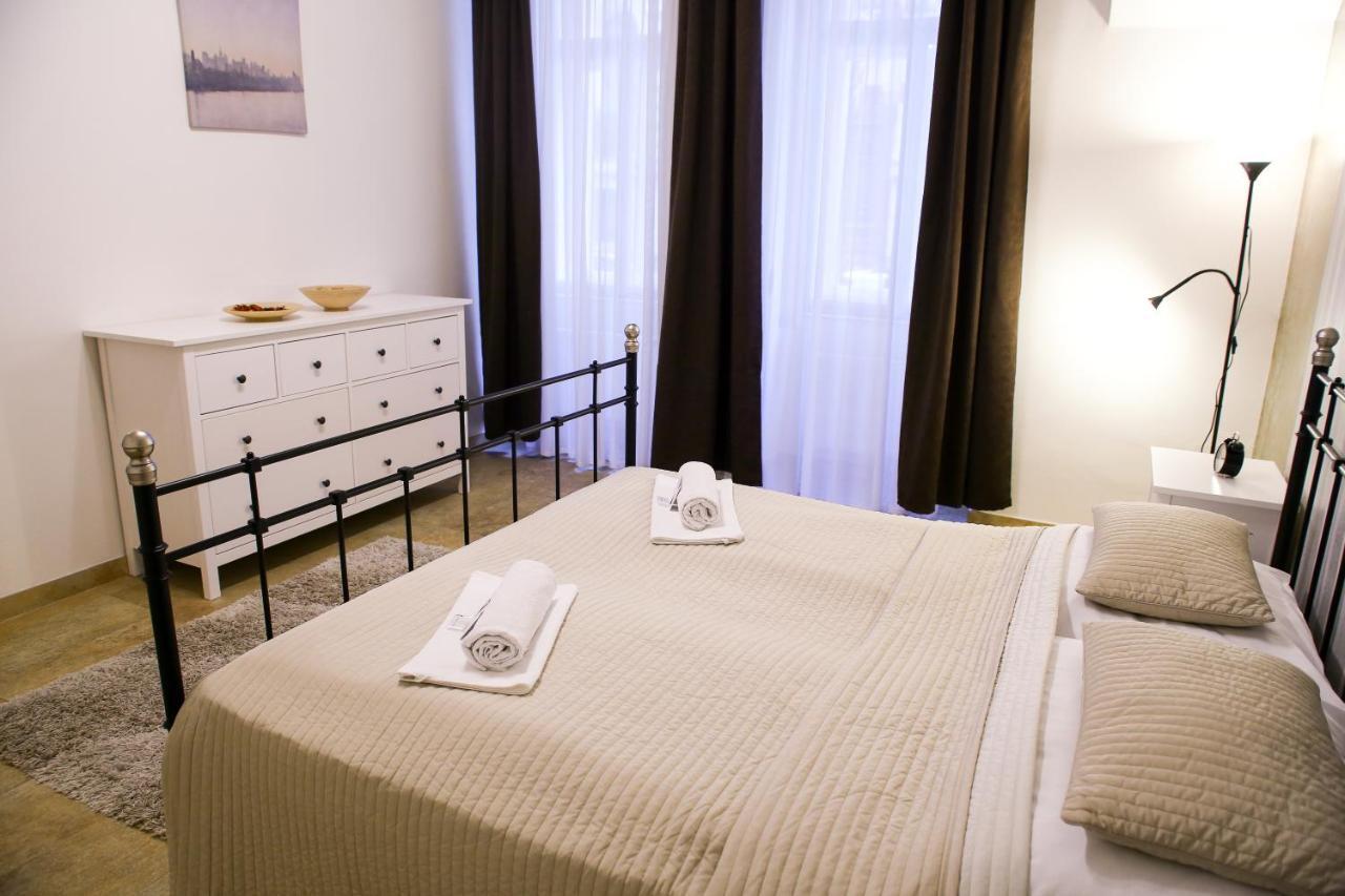 Stefania Apartment Centre Prague Ngoại thất bức ảnh
