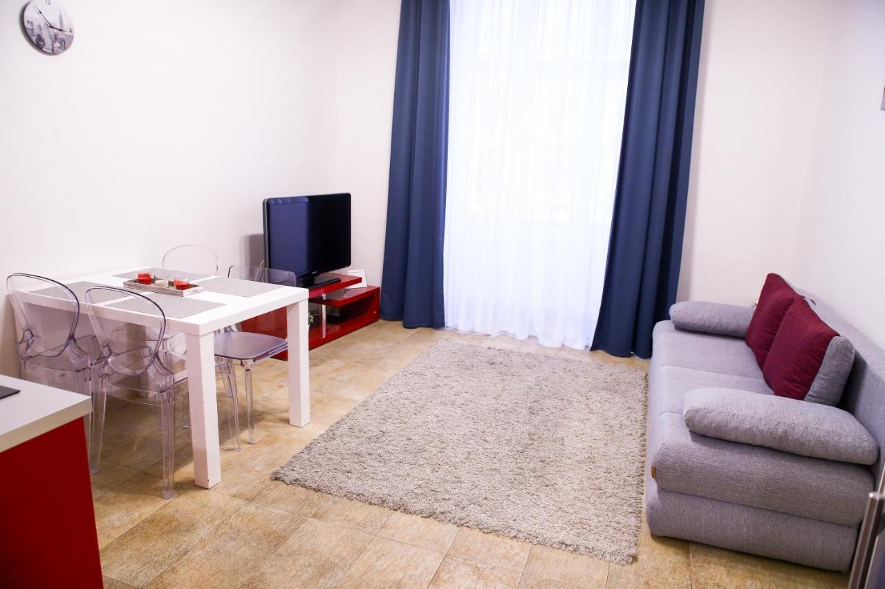 Stefania Apartment Centre Prague Ngoại thất bức ảnh