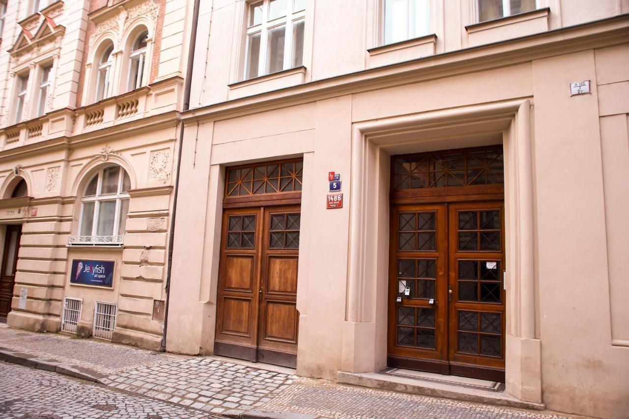 Stefania Apartment Centre Prague Ngoại thất bức ảnh